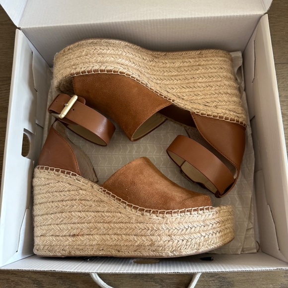 Marc Fisher Adalyn Espadrille Wedge Sandals 9M EUC Tan/Brown - Picture 2 of 5